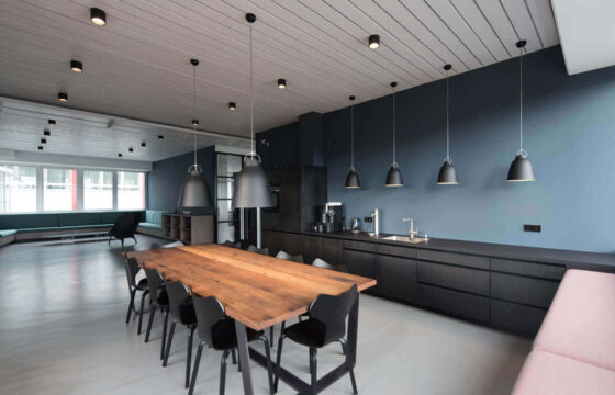 Trendy and Elegant Ways to Bring Color into the interior